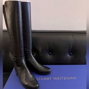 NWT STUART WEITZMAN
Mezza Mezza Leather & Textile Knee-High Boots size 7